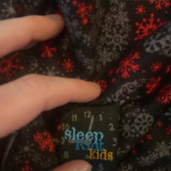 Cozy comfy pjs ! - Picture 4 of 4